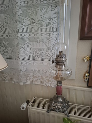Lampe pétrole ancienne - lampe,