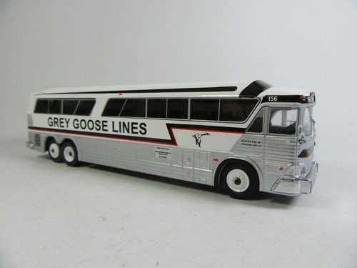 Iconic replicas bus - 1:87, 7