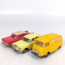 Lot 3 Miniatures Norev