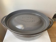 Cocotte ovale fonte émaillée