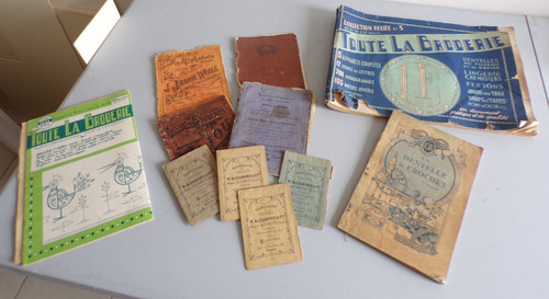 Lot ouvrages de - 11,