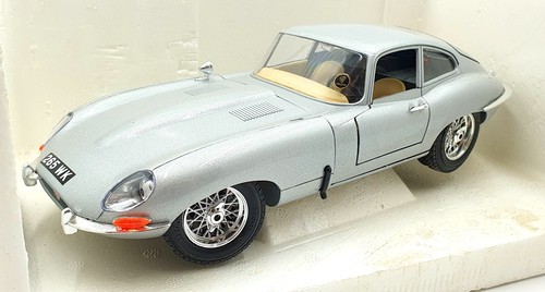 Burago scale diecast - burago, 1/18