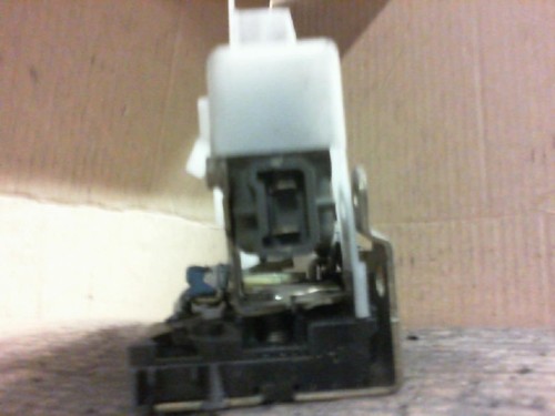Serrure avant droit renault - avant,