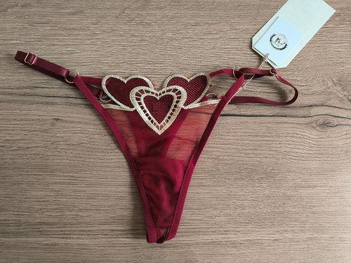 Lot strings tulle neufs - de,