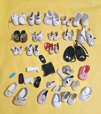 Grand  lot de  Chaussures anciennes  pour  Poupées 