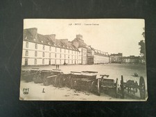 CARTE POSTALE ANCIENNE BREST CASERNE FAUTRAS