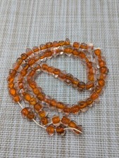 Ancien brin de perles en verre soufflé à la main au chalumeau artisanal rare