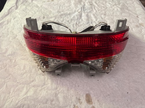 Feu arriere suzuki 200 - arriere, uh