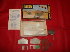 MKD HO MAQUETTE CABANE ET APPENTIS 669 TRAIN ELECTRIQUE BOITE