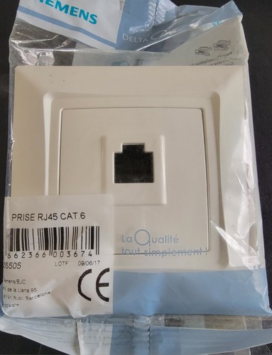 Prise rj45 blanc - rj45, delta