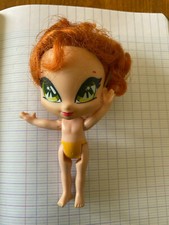 POUPEE WINX POP PIXIE CARAMEL OU AUTRE