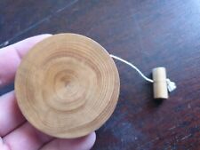 YO YO ANCIEN VINTAGE EN BUIS BOIS , DU DEBUT DU XXemeS DIAM 6,4 CM EN PARF ETAT