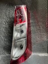 FEU ARRIERE DACIA DOKKER du