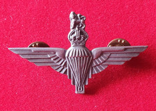 INSIGNE MILITAIRE - PARA