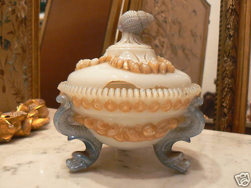 Ancienne bonbonniere opaline - bonbonniere,
