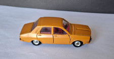 DINKY TOYS  RENAULT  12    "