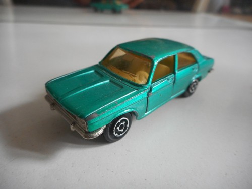 Majorette chrysler 180 verte - 180,
