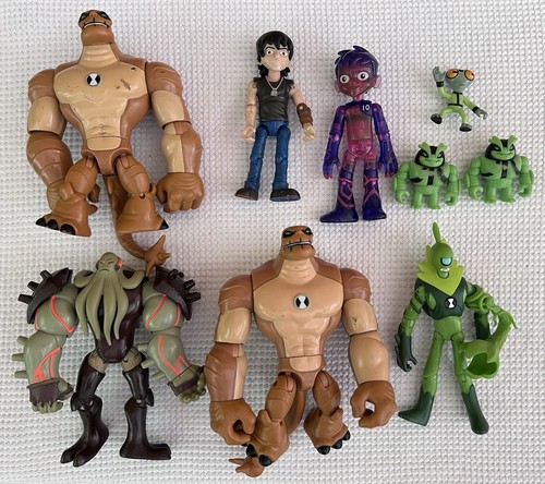 Ben action figures lot - 10,