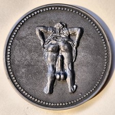 Grosse Medaille Pétanque érotique grivois Fanny phallus fesses curiosa rare nue