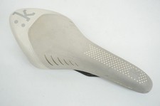 FIZIK ARIONE K1 Saddle / Baichari Omiya