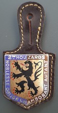 2° RH RÉGIMENT DE HUSSARDS + Cuir Insigne Cavalerie DRAGO VINTAGE ORIGINAL BADGE