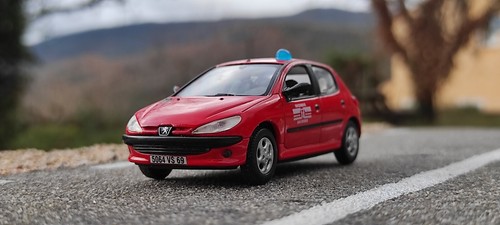 Norev peugeot 206 18 - 1/43,