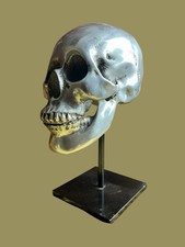 TÊTE DE MORT EN LAITON