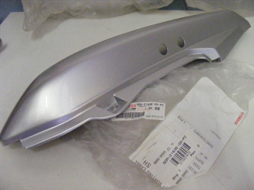 Flanc selle droit yamaha - droit,