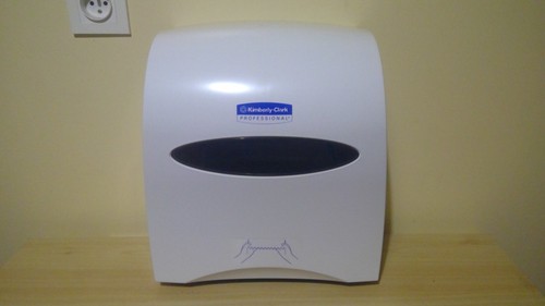 Distributeur manuel papier