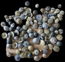 Lot De Boutons Militaire