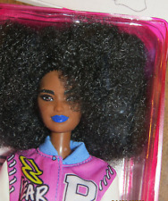 NRFB Poupée BARBIE AA afro Fashionistas n°156 Fearless baseball GRB48 tall