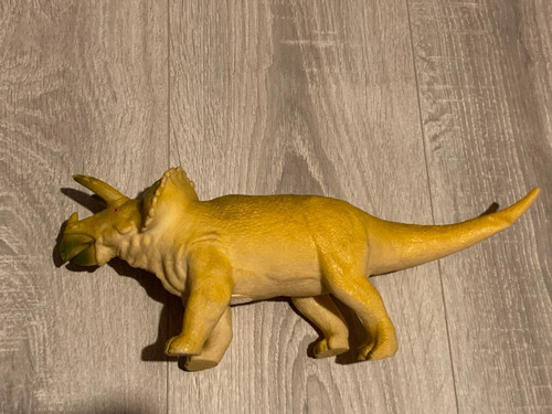 Gros lot dinosaures 2009 - gros,