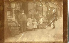 CPA 75 PARIS CARTE PHOTO PARIS 16e Melle CADOT FLEURISTE 4 RUE PIERRE CHARON (GR