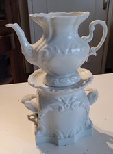  2 tisanieres et 1 Veilleuse