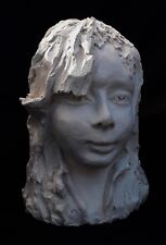 Sculpture " Gavroche " terre