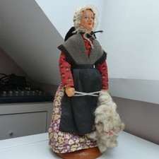 Santon de Provence Femme Fileuse 27 CM signé Smacchia aubagne