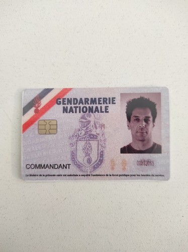 Réplique carte série - carte,