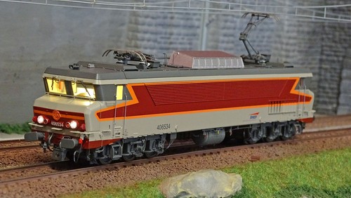 Models 10330s locomotive - models,