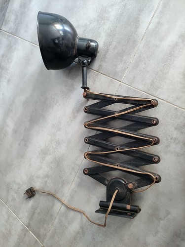 Lampe ciseaux applique - ciseaux,