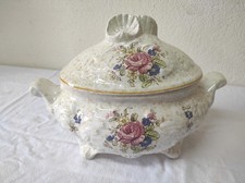 Ancienne soupière décorative