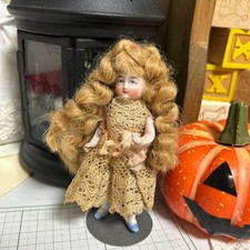 Poupée ancienne tout biscuit 10 cm poupée miniature allemande robe d'origine