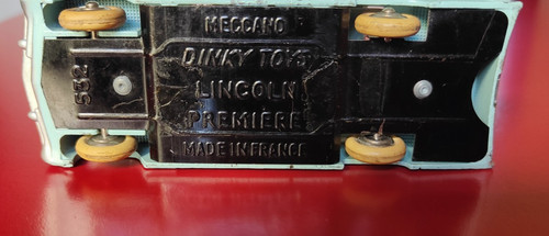 Voiture dinky toys lincoln - voiture,