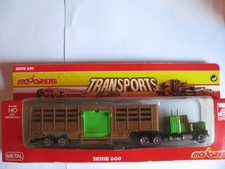 VEH MINIATURE MAJORETTE -