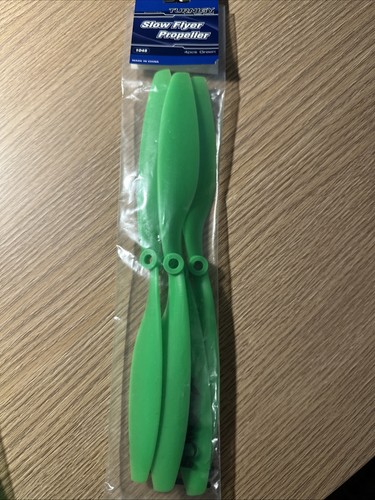 1045r 10x4 nylon propeller - 1045r,