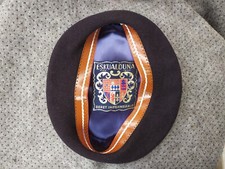Occupation : Béret civil bleu