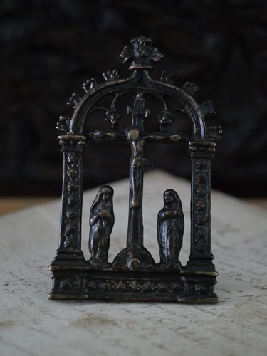 Baiser paix médiéval en - de,