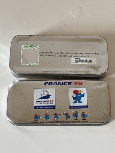 Boîte métallique officielle