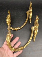 Importante Paire Embrasse