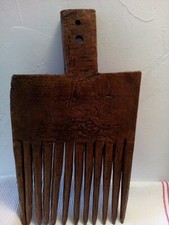 CARDEUSE à laine ancienne
