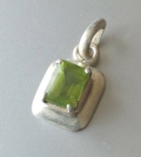 Pendentif en Péridot sur